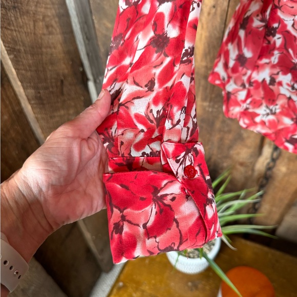 A.B.S. Red Silk Floral Blouse - size Petite - Picture 3 of 11
